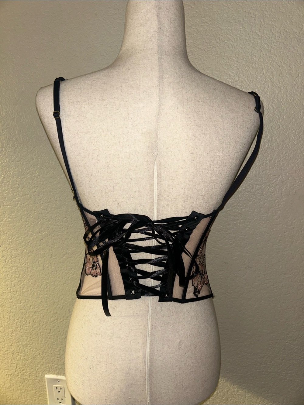 Victoria’s Secret Sheer Floral Lace Up Corset Bodysuit l Floral Pink Blush Black